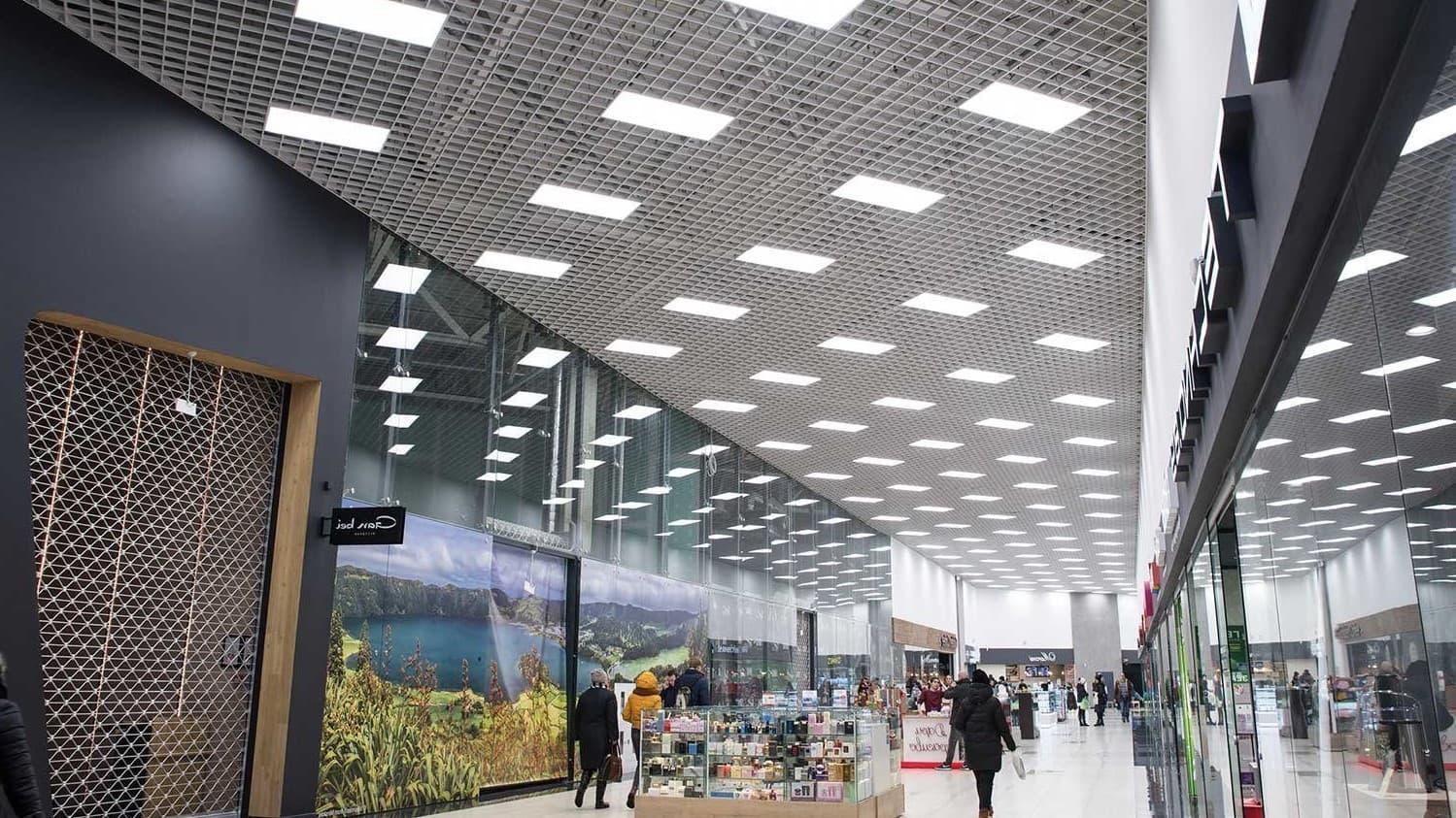 светодиодное освещение в торговых помещениях
